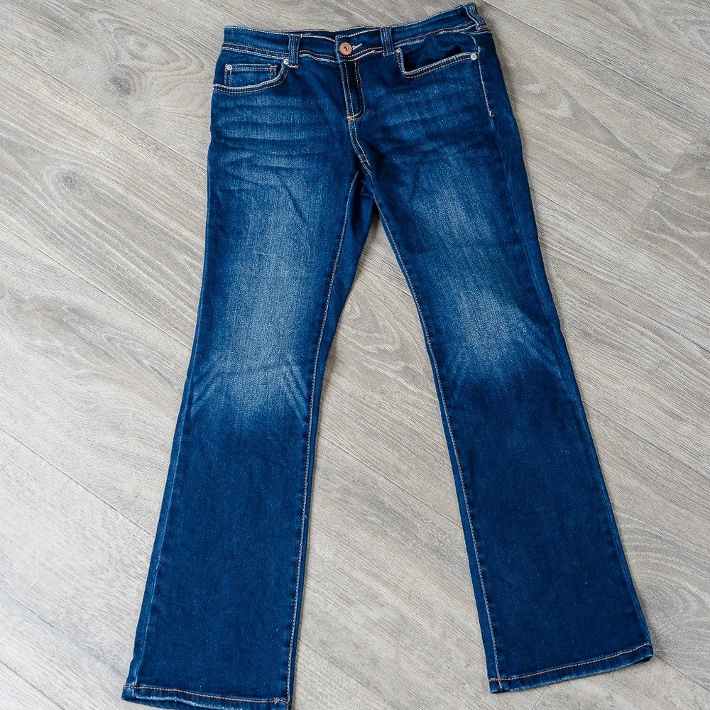 INC !! 2 Pairs!!Boot leg/regular fit jeans-  sz 8
